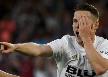 Kevin Gameiro scored his fourth goal in his last four appearances for Valencia (Image credit: Getty Images)