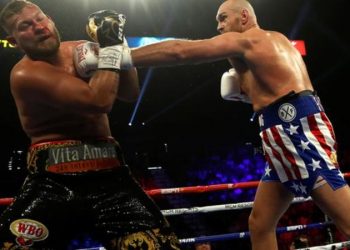 Fury had little difficulty in breaking through the Schwarz guard (Image credit: Reuters)