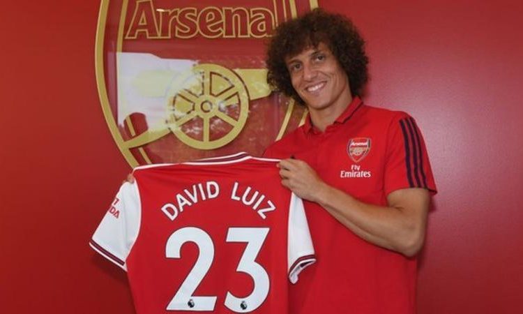 David Luiz joined Arsenal from Chelsea on deadline day in 2019 (Image credit: Getty Images)