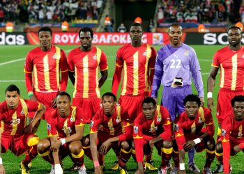 RUSTENBURG, SOUTH AFRICA - JUNE 26: The Ghana team pose for a group photo during the 2010 FIFA World Cup South Africa Round of Sixteen match between USA and Ghana at Royal Bafokeng Stadium on June 26, 2010 in Rustenburg, South Africa. (Photo by Stuart Franklin/Getty Images)