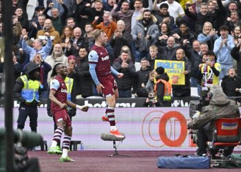 Jarrod Bowen celebrates goal with Mohammed Kudus Photo Courtesy: West Ham