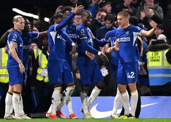 Chelsea players celebrate goal against Tottenham Hotspurs Photo Courtesy: ESPN