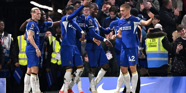 Chelsea players celebrate goal against Tottenham Hotspurs Photo Courtesy: ESPN