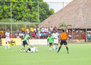 Dreams FC (green) in action against Bofoakwa Tano Photo Courtesy: Radio Universe