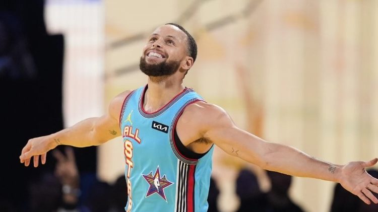Steph Curry Photo Courtesy: AP