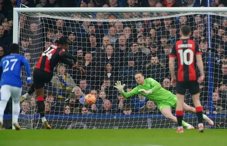 Antoine Semenyo scores penalty against Everton Photo Courtesy: PA Media