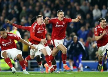 Nottingham Forest celebrate penalty shoot out over Brighton Photo Courtesy: Reuters