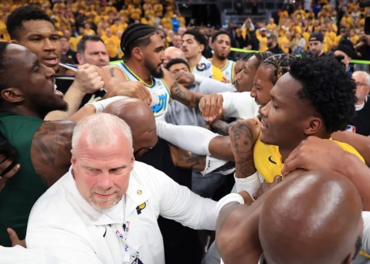 Giannis Antetokounmpo gets into fracas with Indiana Pacers Photo Courtesy: AP Sports