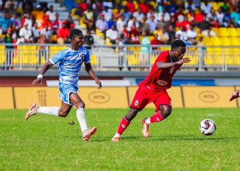 Albert Amoah runs with ball against Berekum Chelsea Photo Courtesy: Asante Kotoko X