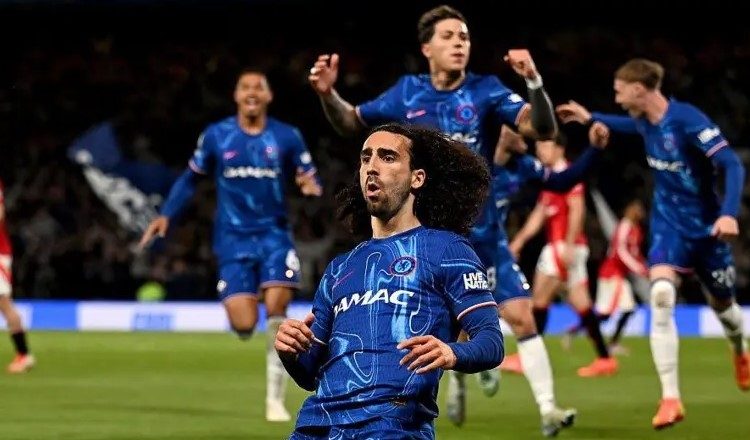 Marc Cucurella celebrates after scoring goal against Man United Photo Courtesy: Getty Images