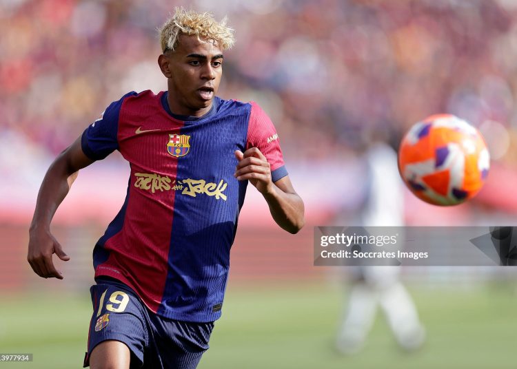 Lamine Yamal of FC Barcelona (Photo by Maria Gracia Jimenez/Soccrates/Getty Images)