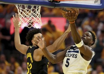 Anthony Edwards attempts shot against Golden State Warriors Photo Courtesy: AP