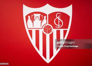 Sevilla FC logo (Photo by Fran Santiago/Getty Images)