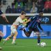 Ibrahim Sulemana of Atalanta BC and Tommaso Baldanzi of AS Roma seen in action (Photo by Emanuele Pennacchio/SOPA Images/LightRocket via Getty Images)