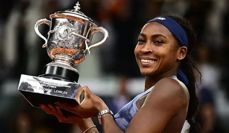 Coco Gauff celebrates after winning the 2025 French Open Final against Aryna Sabalenka Photo Courtesy: Getty Images