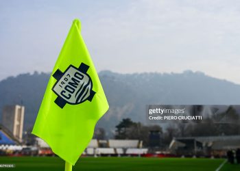 This photograph shows a logo of the club Como at the Giuseppe-Sinigaglia Stadium (Photo by PIERO CRUCIATTI/AFP via Getty Images)