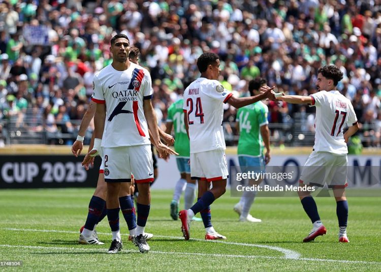 Achraf Hakimi celebrates scoring his team's second goal . (Photo by Buda Mendes/Getty Images)