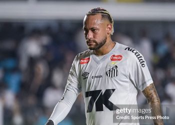Neymar of Santos looks on as he leaves the field at half time during the Brasileirao 2025 match (Photo by Rebeca Schumacker/Sports Press Photo/Getty Images)