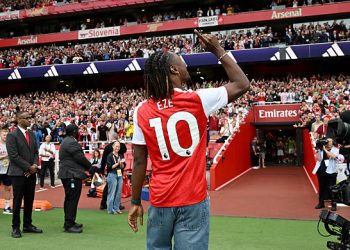 Eberechi Eze is presented to the fans prior to the Premier League match between Arsenal and Leeds United at Emirates Stadium on August 23, 2025 in London, England. (Photo by David Price/Arsenal FC via Getty Images)