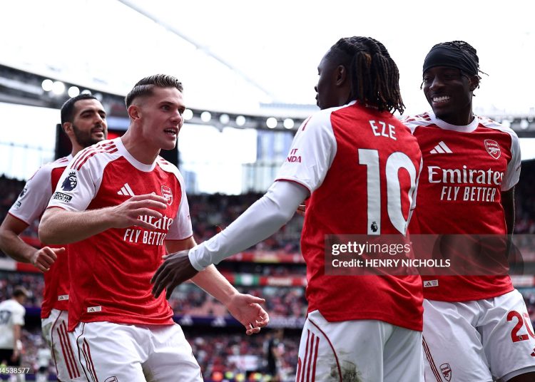 Arsenal's Swedish striker #14 Viktor Gyokeres celebrates scoring the team's second goal with Arsenal's English midfielder #10 Eberechi Eze during the English Premier League football match between Arsenal and Nottingham Forest at the Emirates(Photo by HENRY NICHOLLS/AFP via Getty Images)