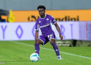 Tariq Lamptey of ACF Fiorentina in action during the serie Serie A Enilive match  (Photo by Giuseppe Maffia/NurPhoto via Getty Images)