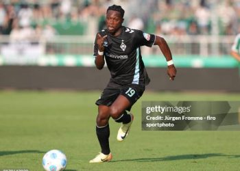 Derrick Arthur Köhn of Werder Bremen plays the ball during the international Friendly game Preußen Münster v Werder Bremen on September 5, 2024 in Muenster, Germany.  (Photo by Jürgen Fromme - firo sportphoto/Getty Images)