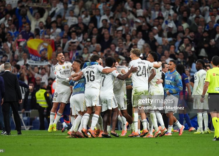 Players of Real Madrid celebrate after defeating FC Barcelona during the LaLiga EA Sports match between Real Madrid CF and FC Barcelona (Photo by Angel Martinez/Getty Images)