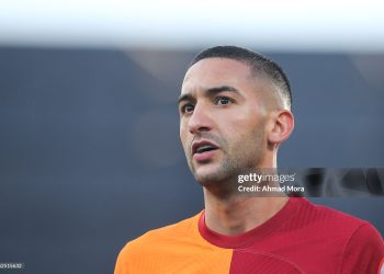 Hakim Ziyech of Galatasaray looks on during the Turkish Super League match between Galatasaray and Fatih Karagumruk (Photo by Ahmad Mora/Getty Images)