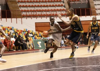 James Amotoe of Ghana's Spintex Knights attempts shot against Jeunesse Basketball in RoadToBAL 26 Photo Courtesy: FIBA