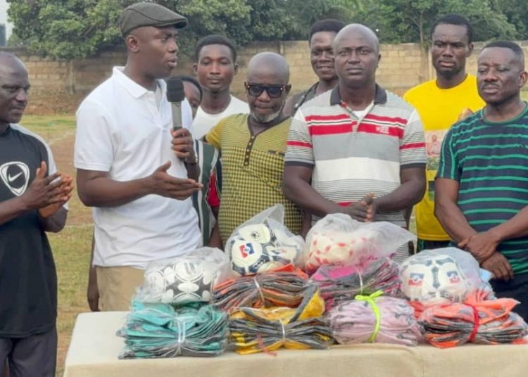 Hon. Akwasi Konadu launching the GALA