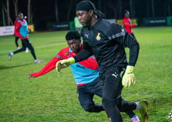Christopher Baah-Bonsu (behind), Lawrence Ati-Zigi in Black Stars training session Photo Courtesy: GFA