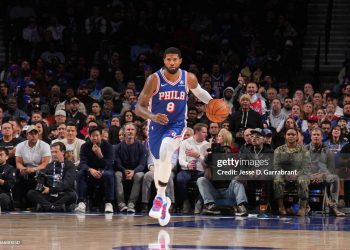 Paul George #8 of the Philadelphia 76ers dribbles the ball during the game against the LA Clippers (Photo by Jesse D. Garrabrant/NBAE via Getty Images)