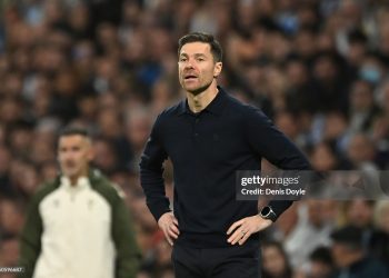 Xabi Alonso, Head Coach of Real Madrid, reacts during the LaLiga EA Sports match between Real Madrid CF and RC Celta de Vigo (Photo by Denis Doyle/Getty Images)