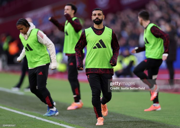 Mohamed Salah of Liverpool warms up during the Premier League match between West Ham United and Liverpool (Photo by Justin Setterfield/Getty Images)