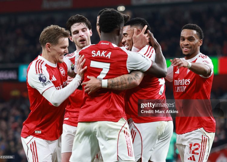 Gabriel Jesus of Arsenal celebrates scoring their second goal with team mates during the Premier League match between Arsenal and Wolverhampton Wanderers (Photo by Marc Atkins/Getty Images)