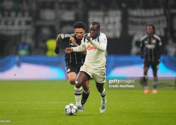 Kamaldeen Sulemana (Atalanta)  controls the ball during the Champions League group game between Eintracht Frankfurt and Atalanta at the Deutsche Bank Park, Frankfurt, Germany, on November 26, 2025. (Photo by Ulrik Pedersen/NurPhoto via Getty Images)