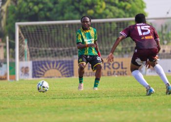 Kotoko's Joseph Amoah in action against Kpando Heart of Lions Photo Courtesy: AKSC