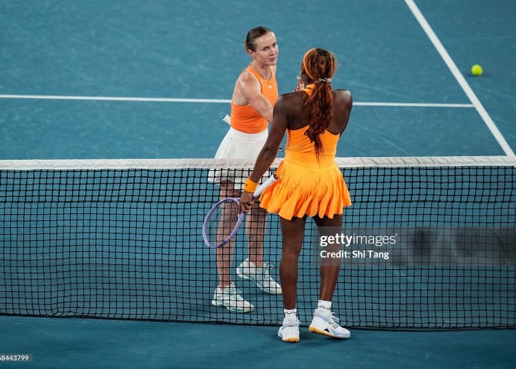 Elina Svitolina (L) of Ukraine greets Coco Gauff of the United States after their Women's Singles Quarter Finals match during day ten of the 2026 Australian Open (Photo by Shi Tang/Getty Images)