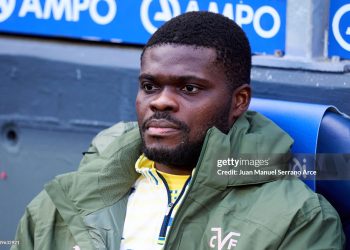 Thomas Partey of Villarreal FC looks on prior to the LaLiga EA Sports match between Real Sociedad and Villarreal CF (Photo by Juan Manuel Serrano Arce/Getty Images)