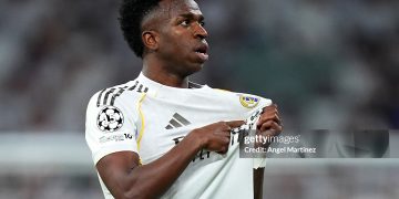 Vinicius Junior of Real Madrid celebrates scoring his team's second goal during the UEFA Champions League 2025/26 League Knockout Play-off Second Leg match between Real Madrid C.F. and SL Benfica (Photo by Angel Martinez/Getty Images)