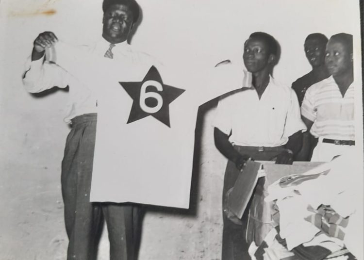 Flashback* 1963-Ohene Djan outdooring the Black Stars jerseys for Afcon 1963. With him is national coach C.K Gyamfi.