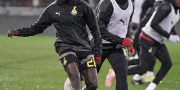 Black stars - CCTV - Robbery