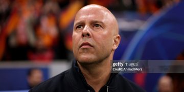 Arne Slot, Manager of Liverpool, looks on during the UEFA Champions League 2025/26 Round of 16 First Leg match between Galatasaray SK and Liverpool FC (Photo by Ahmad Mora/Getty Images)