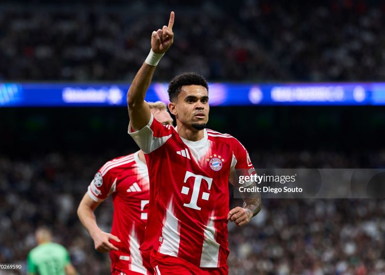 Luis Diaz of FC Bayern Munchen celebrates after scoring his team's first goal during the UEFA Champions League 2025/26 Quarter-Final First Leg match between Real Madrid CF and FC Bayern München (Photo by Diego Souto/Getty Images)