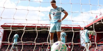 Morgan Gibbs White-Nottingham Forest-Burnley