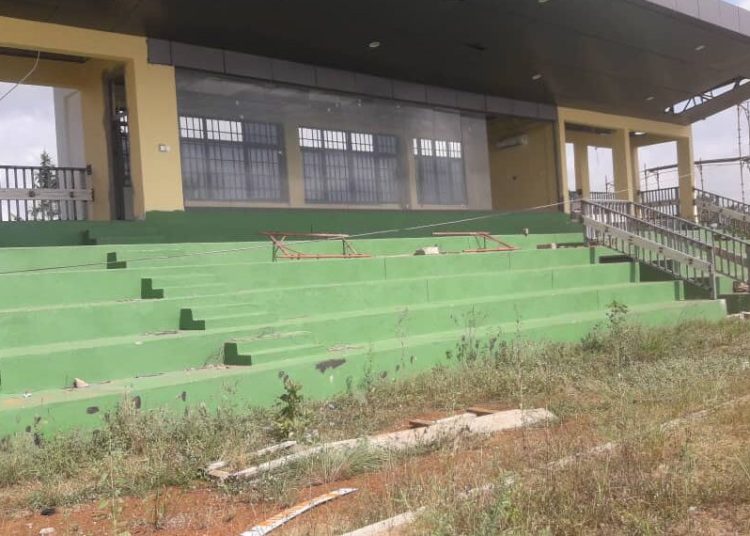 Ho Youth center - Cattle grazing - Ho central Mp