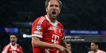Bayern Munich's English forward #09 Harry Kane celebrates after scoring his team first goal during the UEFA Champions League semi-final first leg football match between Paris Saint-Germain (PSG) and Bayern Munich (Photo by ALAIN JOCARD / AFP via Getty Images)