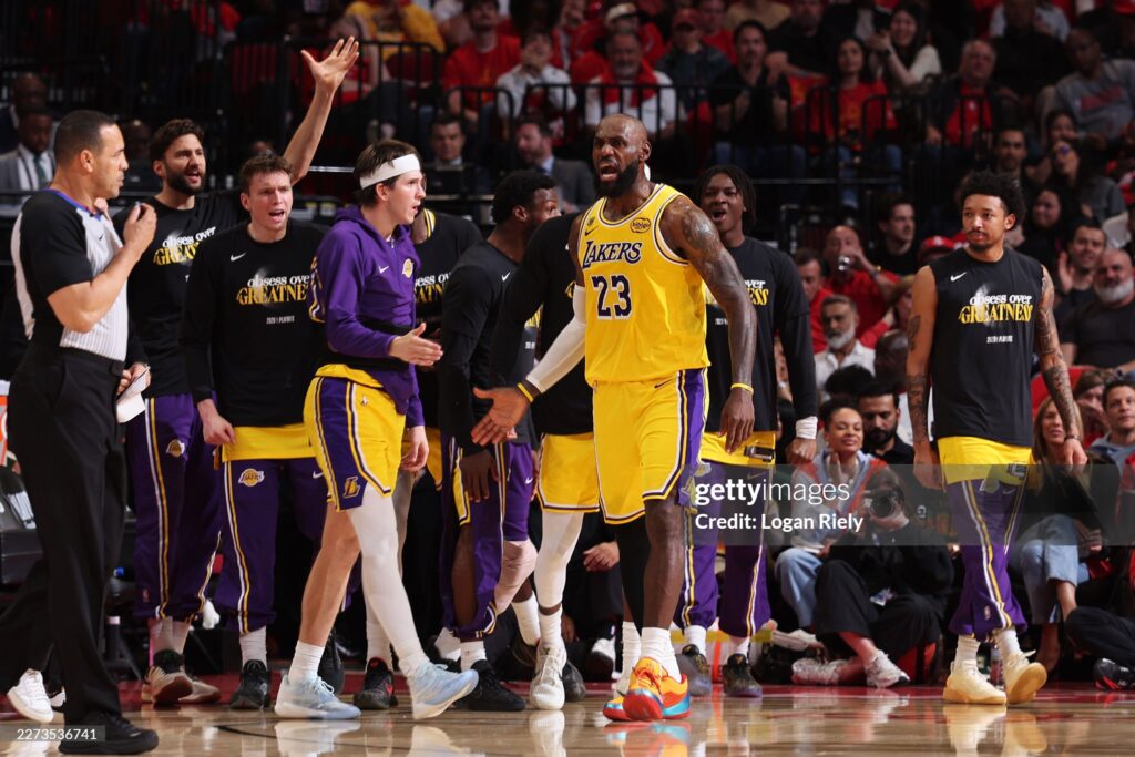 Pretty Cool” to lead Lakers to playoffs qualification at 41