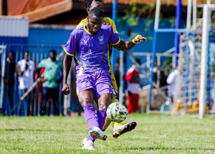 Shot from Medeama-Berekum Chelsea (yellow) game Photo Courtesy: Medeama