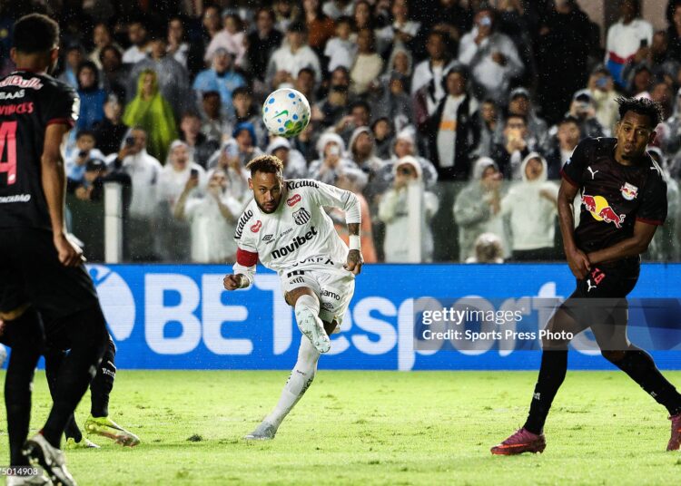 Neymar of Santos shoots for goal during a Brasileirao 2026 match between Santos (Photo by Marco Buenavista/Sports Press Photo/Getty Images)